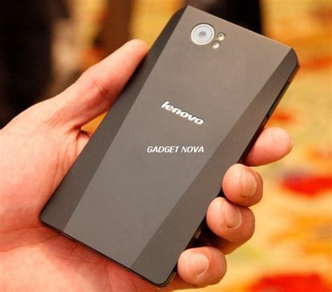 intel smartphone coming  week gadget nova