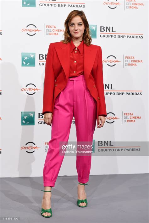 Beatrice Grannò's feet