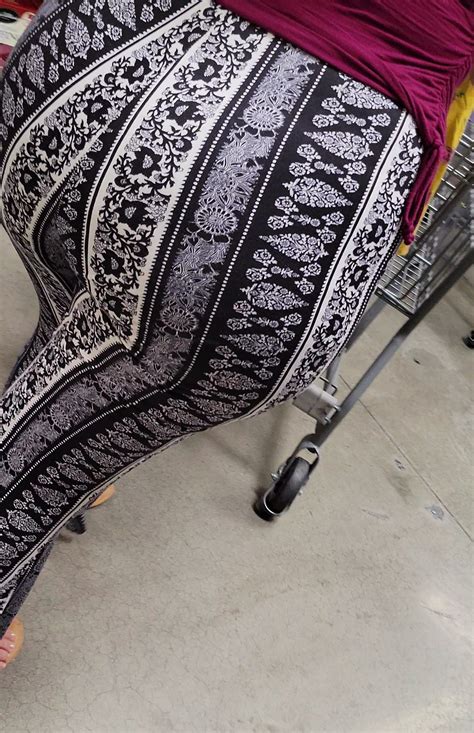 The thickest one youll see all day - booty - Forum