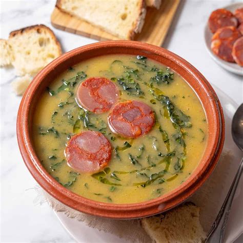 Caldo Ou Caudo - Caldo Verde (Traditional Portuguese Soup) - Spanish Sabores | Recipe ...