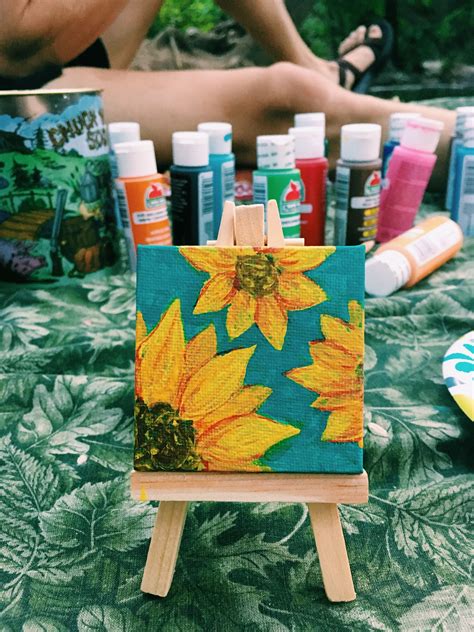 Sunflower mini painting By Mia smith | Cardboard art sculpture, Mini