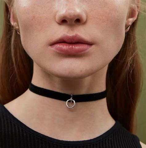 Зачем девушки носят чокеры? - SILVERS