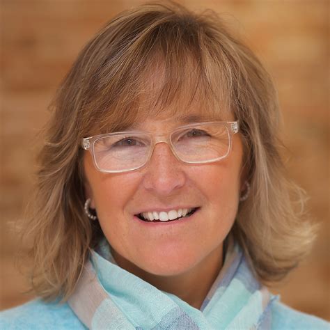 Krissy Ventura, Newburyport, MA Real Estate Associate - RE/MAX Bentley's