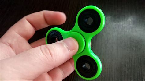 Спиннер зеленый пластиковый Hand Spinner купить в Киеве и Украине ...