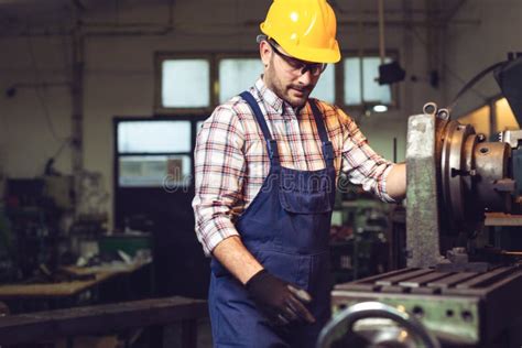 mechanical technician worker  cnc milling cutting machine center