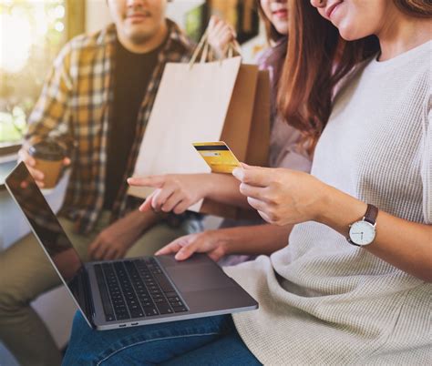 Impact of E-commerce, Omnichannel, AI & ML in the US Retail