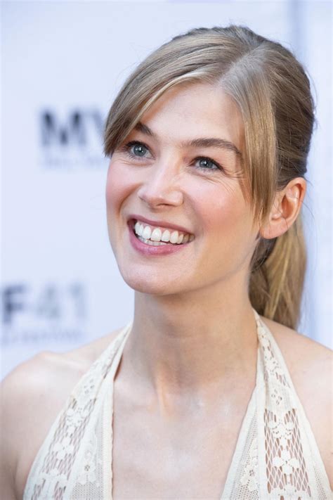Rosamund Pike