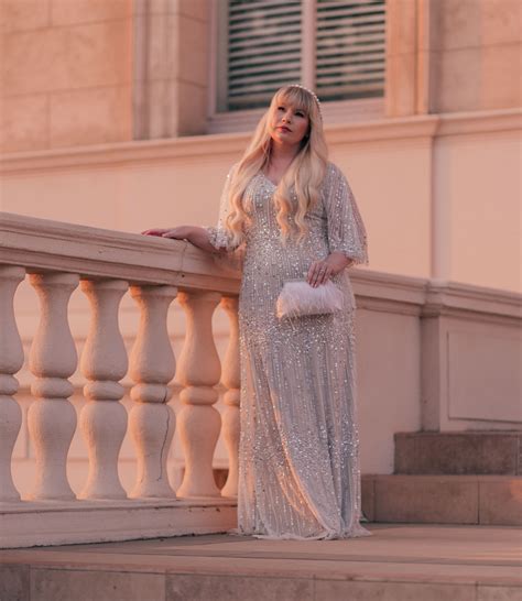 The Glamorous Holiday Party Dress That Will Turn Heads This Season ...