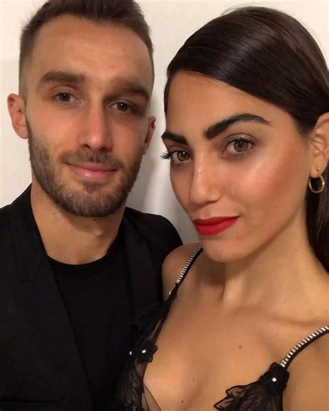 ᑕ ᑐ Qui est la superbe épouse de German Pezzella ? Principaux faits sur