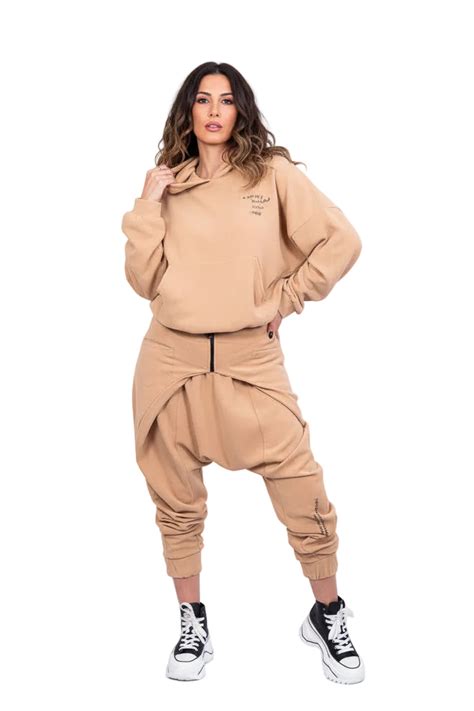 Beige baggy tracksuit pants | Runway Secrets