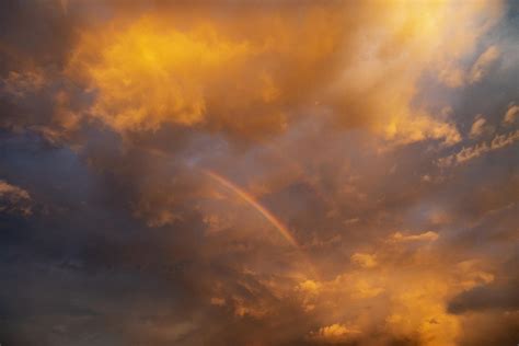 gambar langit awan  pelangi awan gratis pixabay