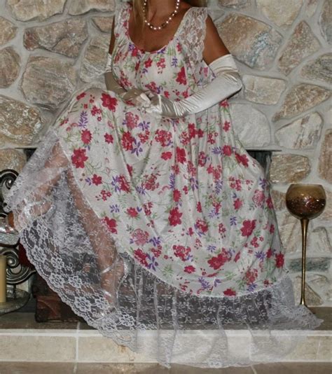 Femdom Sissy: Sissy 5 Dress Nylon Nostalgia Petticoat