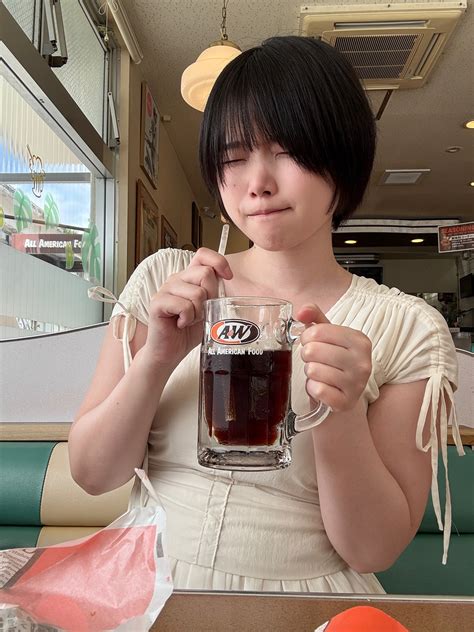 すみれch💜 (@sumire_live) • Instagram photos and videos