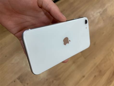 iPhone SE 10/10