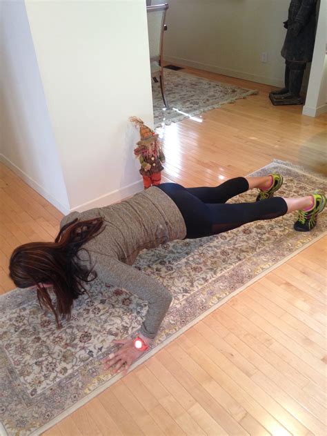 10 Minute High Intensity Holiday Workout | HuffPost Life