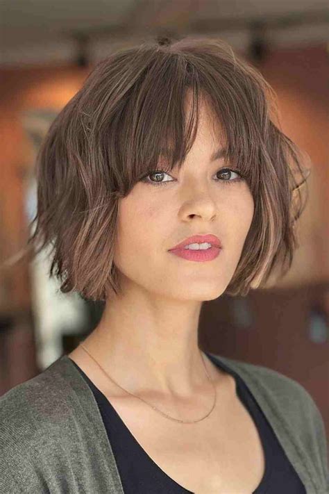 how to style a bob messy with straight hair