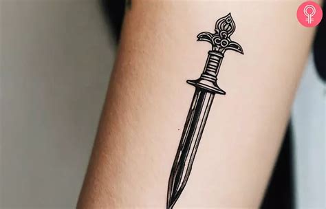 Top 8 Dagger Tattoo Designs For Everyone: Unisex Styles