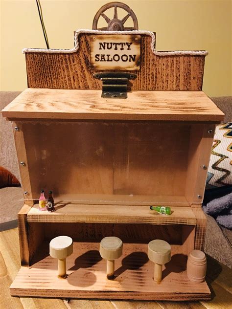 diy squirrel feeder 6