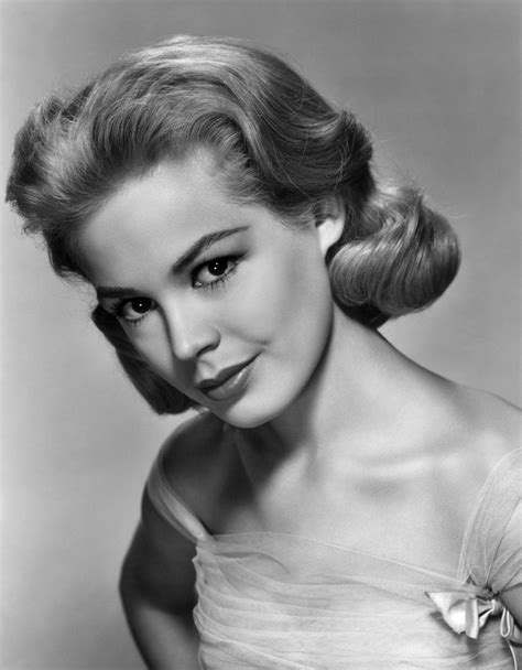 Pictures of Sandra Dee