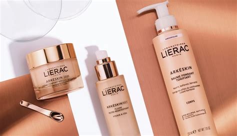 Viver a menopausa em pleno com arkéskin de lierac SweetCare United States