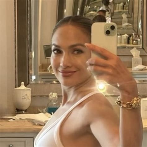 Jennifer Lopez Banging Jennifer Lopez's Sexed Up 'Dance Again' Video: