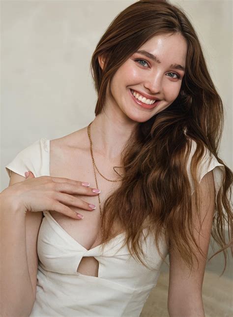 Anastasia Veretnova [IRTR] : r/BeautifulFemales