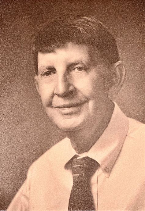 Memorial Services and Obituary for Edwin T Lurcott 25