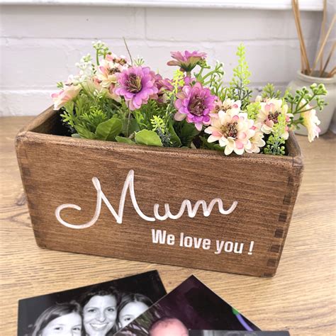 Mum Personalised Engraved Plant Pot Holder | Warner's End