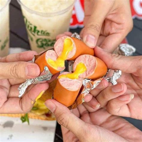 xuc xich pho mai giay bac lc foods  goi  cai nhan pho mai tan