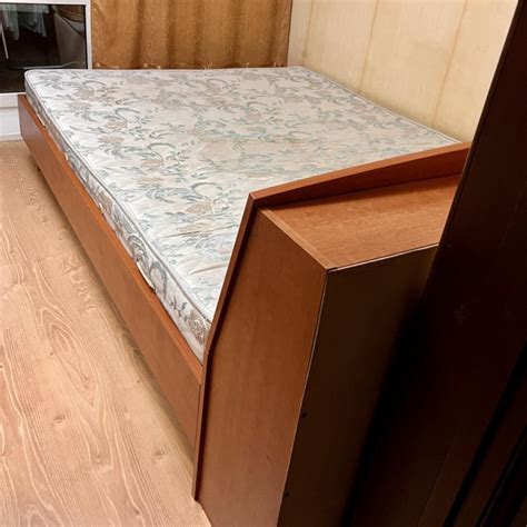Кровать двуспальная – купить в Владивостоке, цена 6 000 руб., дата ...