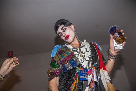 Exposition Art Blog: Avant-Garde-fashion - Anti-fashion
