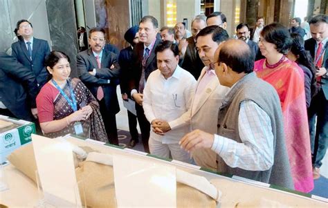 bhopal finance minister jagdish devda asks bankers  work