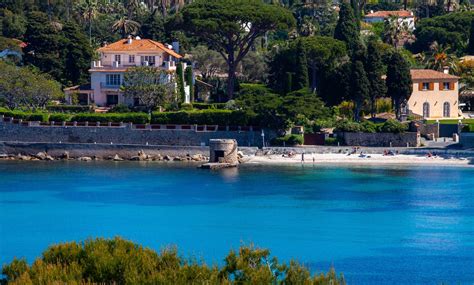 Public and Pivate Beaches in Beaches - | Antibes Rental