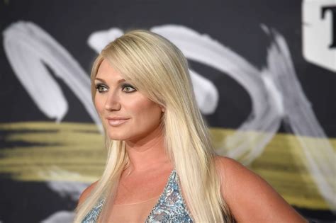40 Facts About Brooke Hogan - Facts.net