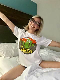 Lauren Compton Playmates Response To Critics Is Perfect