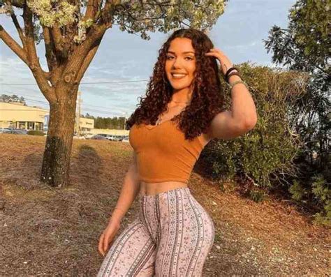 The Untold Story Behind McKinzie Valdez's OnlyFans Success - cgnmpft