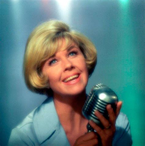 Photographs of Doris Day, Who Died at 97 - The New York Times