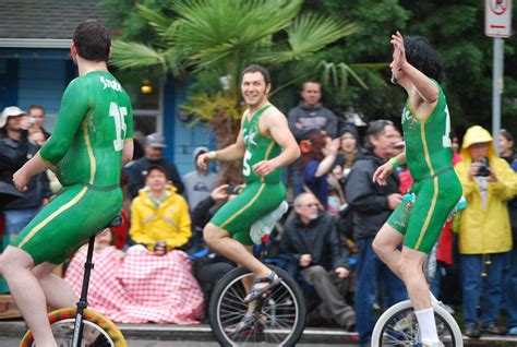 SLIDESHOW: The Fremont Solstice Parade | Westside Seattle