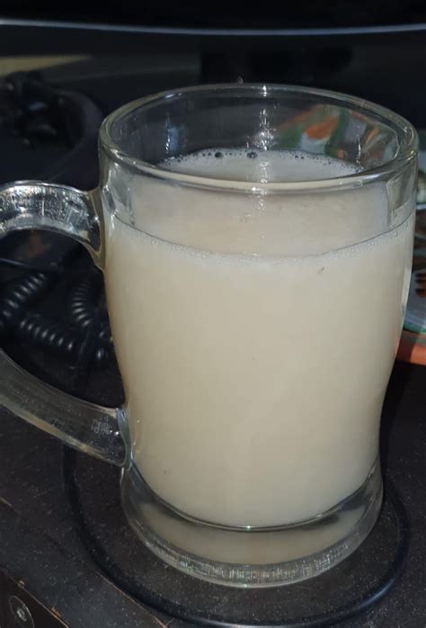 Any girl in Europe wants to drinks this glass of cum? : r/gokkun