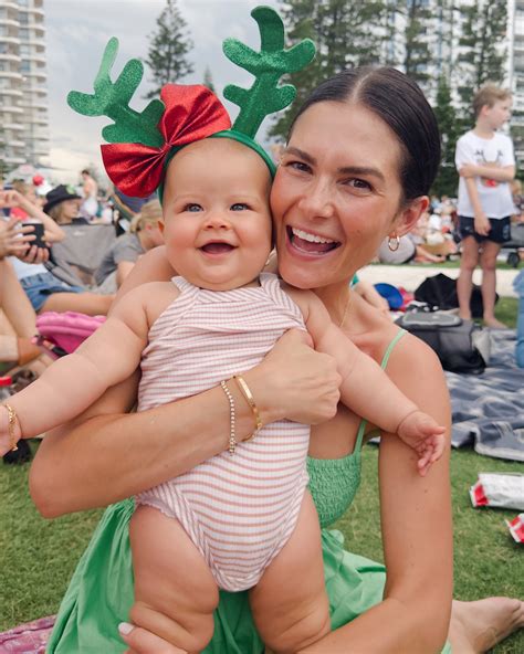 CHLOE FISHER | Bobbi’s world. We’re just living in it 🌸 | Instagram