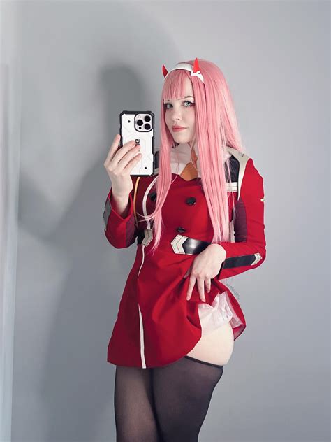 Zero Two (Emfoxpng) : r/DarlingInTheFranXXX