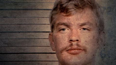 Inside the Mind of a Monster: Jeffrey Dahmer Crime Scene Photos (Graphic) - 7zaopjn