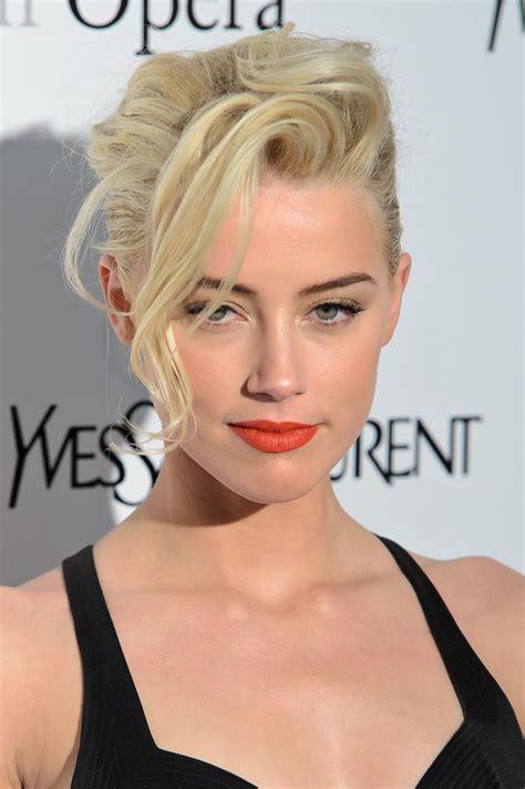The Hottest Women Celebrity You’ve Never Heard Of: Get To Know Her! Image 18