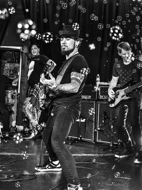 Pin on Dave Navarro. New obsession?