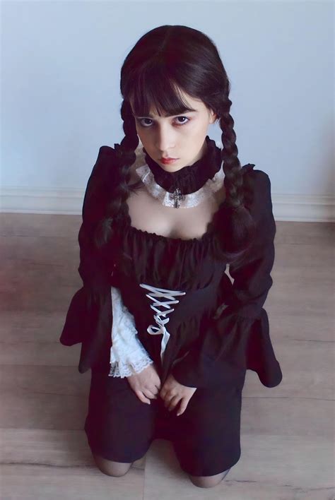 Wednesday Addams cosplay by Yameeka : r/cosplaygirls