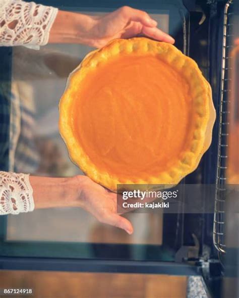 69 Pumpkin Pie Oven Stock Photos, High-Res Pictures, and Images - Getty ...