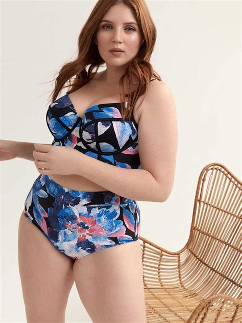 20 Best Swimsuits for Big Busts – Bikinis and One-Piece Swimsuits for