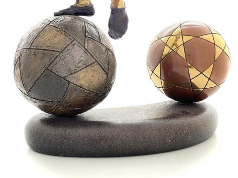 Lot - MARTIN EICHINGER "RAGS TO RICHES" BRONZE SCULPTURE