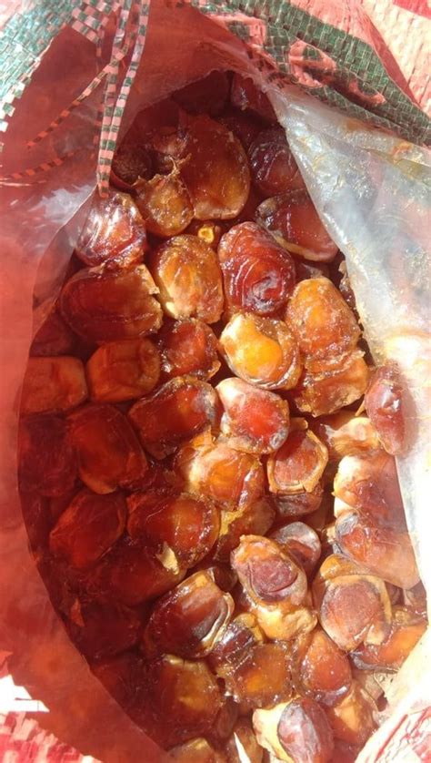 A Grade Red Wet Zahedi Dates / Pind Khajur, Packaging Size: 32 kg Bag ...