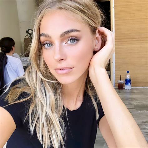 Elizabeth Turner : r/PrettyGirls